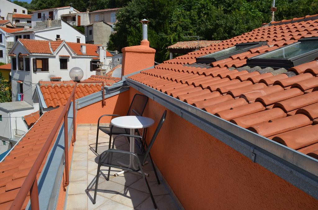 Apartment Borna Baška Exterior foto